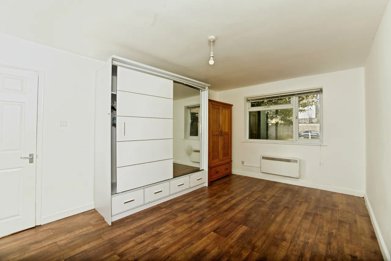 Bensham Manor Road, Thornton Heath, CR7, photo 6