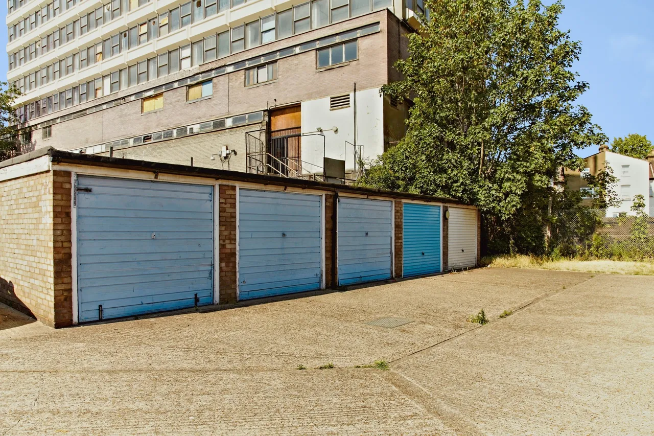 Bensham Manor Road, Thornton Heath, CR7, photo 19