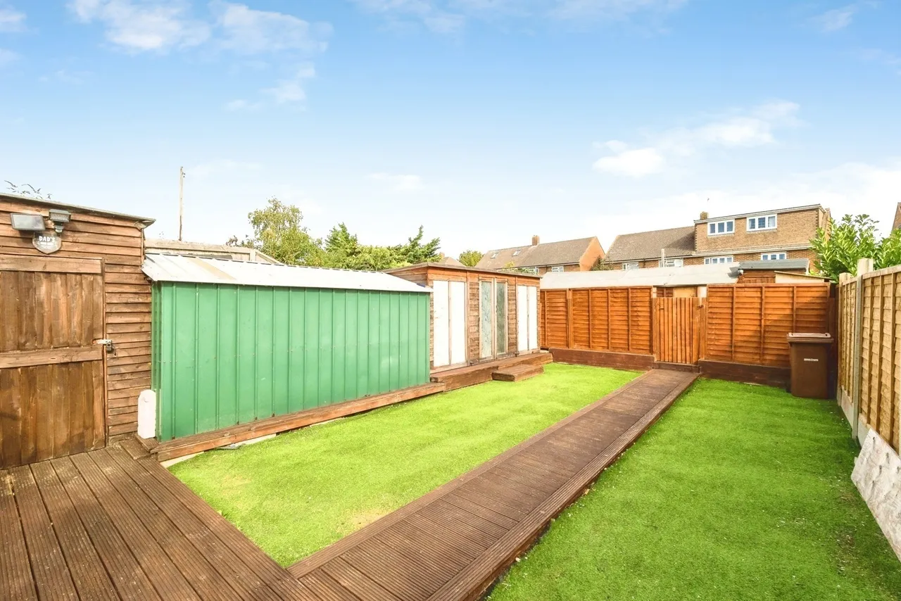 Kent View, Aveley, RM15, photo 16