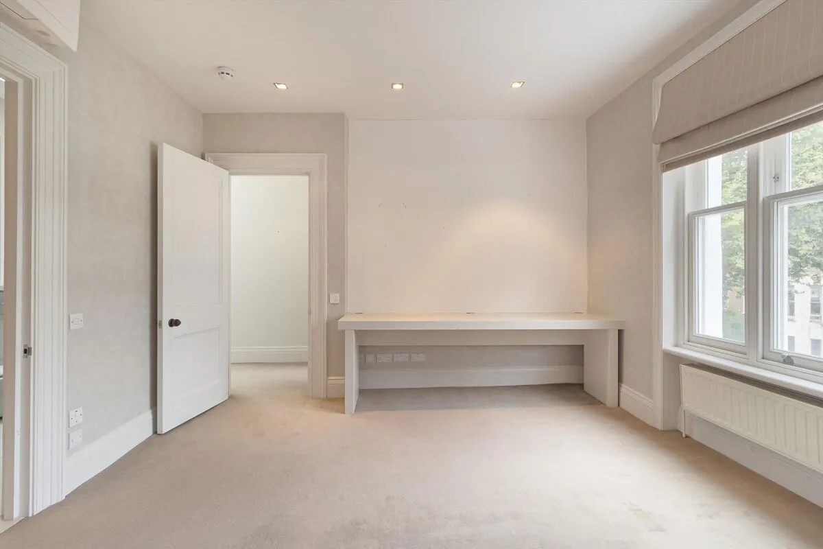 Russell Road, London, W14, photo 14