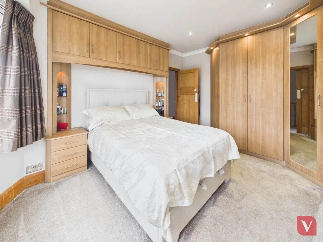 Hitchin Road, Luton, LU2 7UL, photo 6