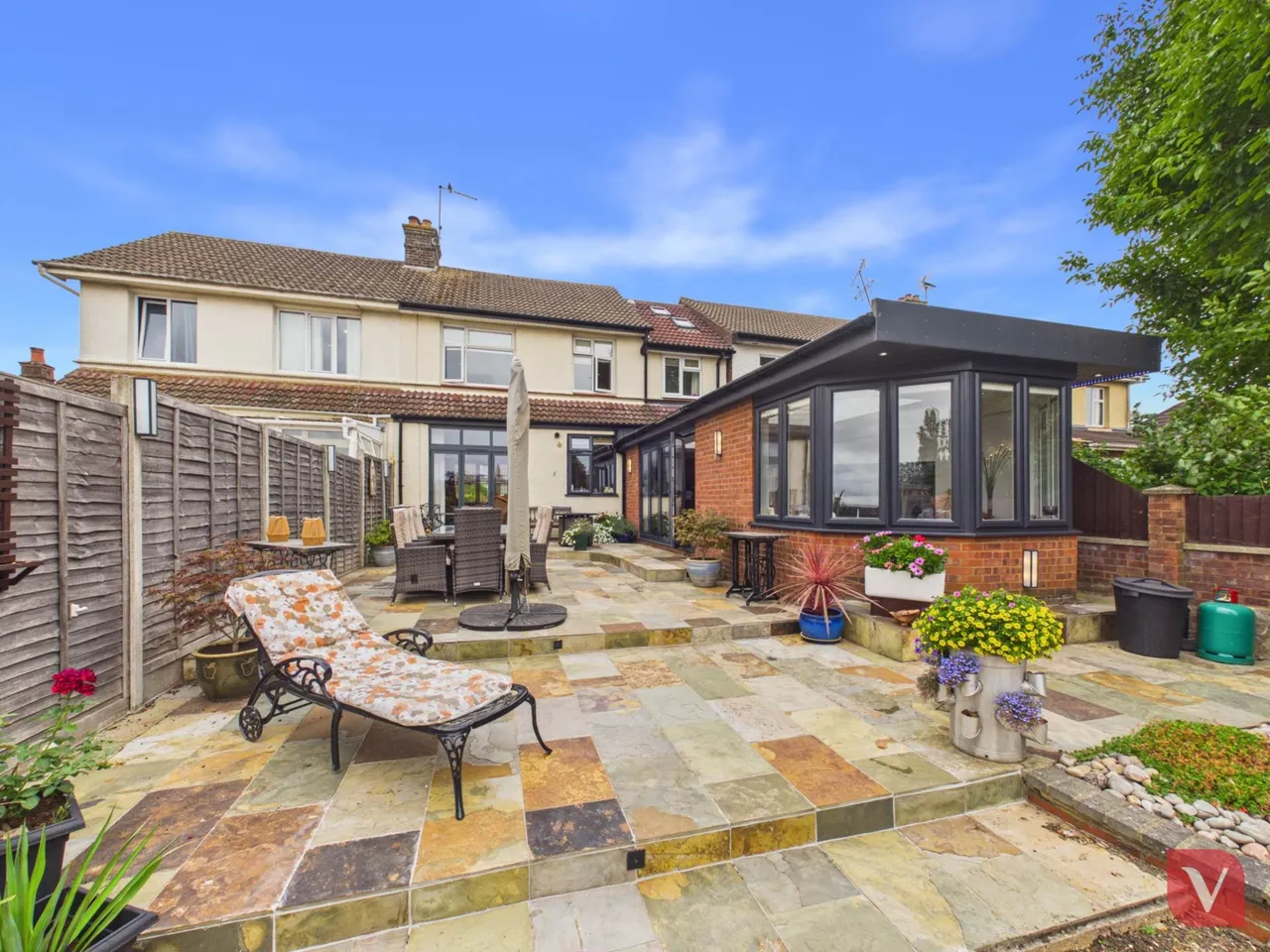 Hitchin Road, Luton, LU2 7UL, photo 2