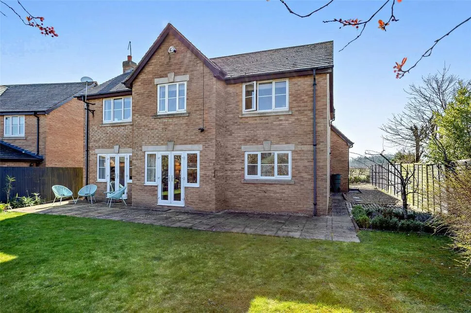 Hillfield Road, Oundle, PE8, photo 22