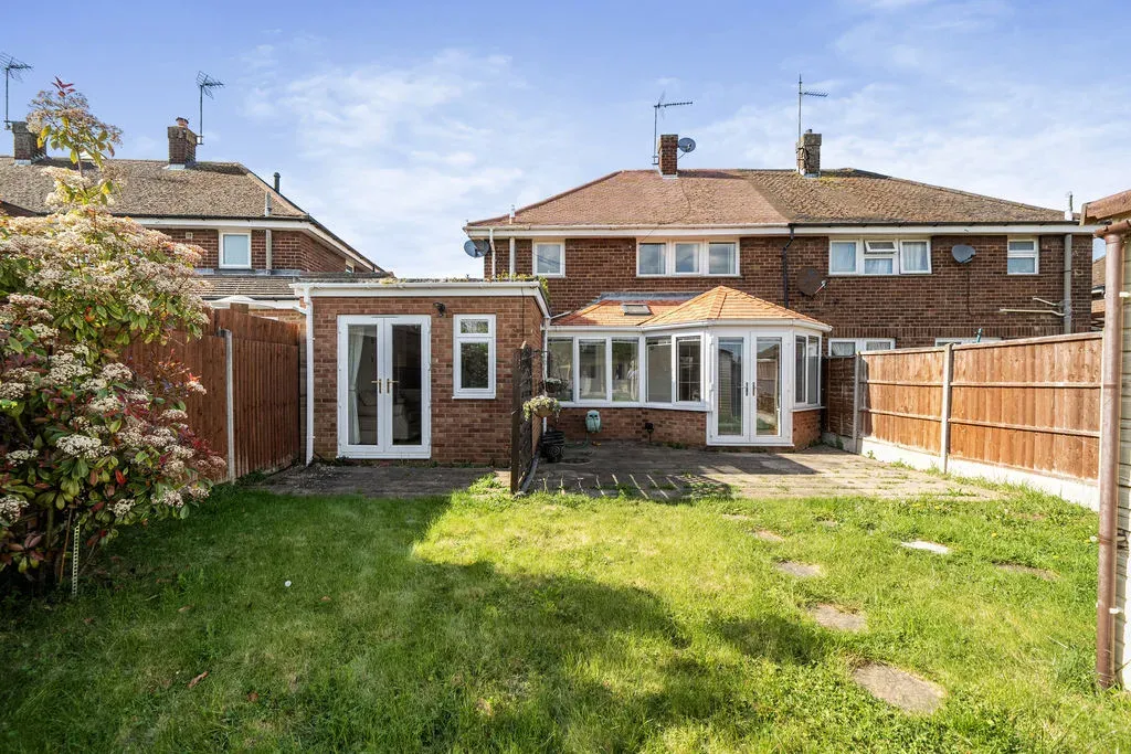 Newton Road, Bletchley, Milton Keynes, Buckinghamshire, MK3 5DH, photo 7