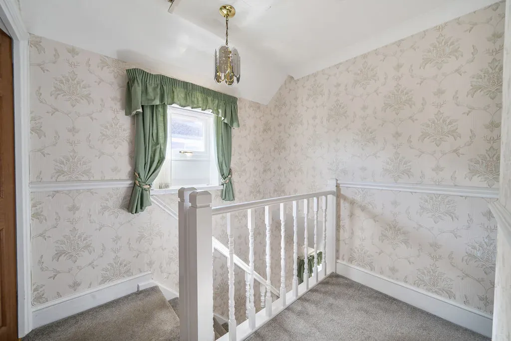 Newton Road, Bletchley, Milton Keynes, Buckinghamshire, MK3 5DH, photo 18