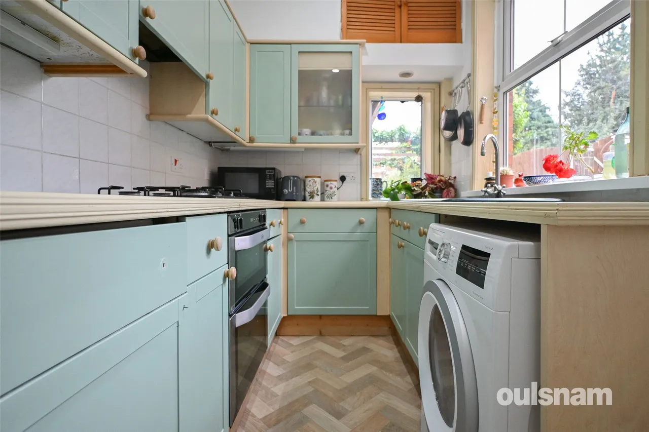 Clifford Road, Bearwood, B67, photo 9