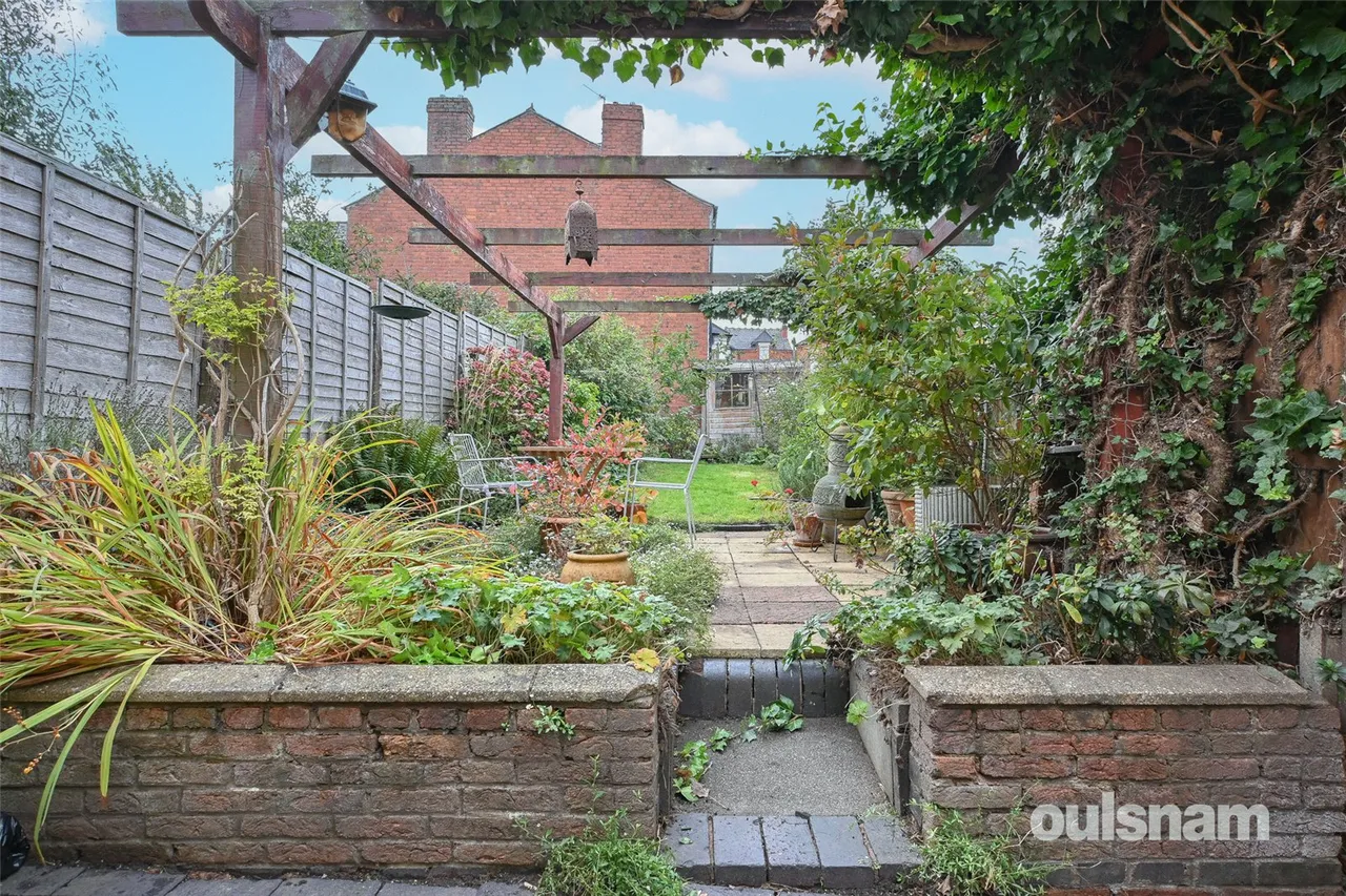 Clifford Road, Bearwood, B67, photo 22