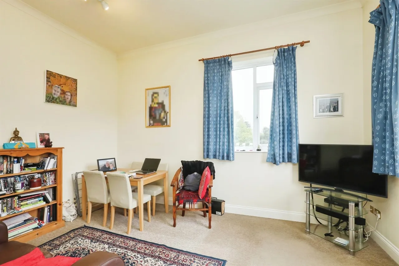 Bishop Pelham Court, Norwich, photo 4