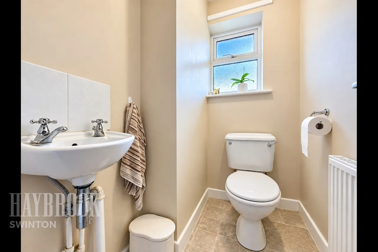 Hickleton Court, Rotherham, photo 15
