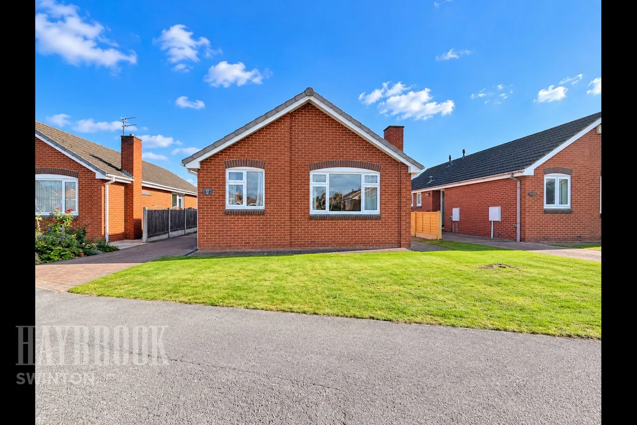 2 bed house for sale, Hickleton Court, Rotherham