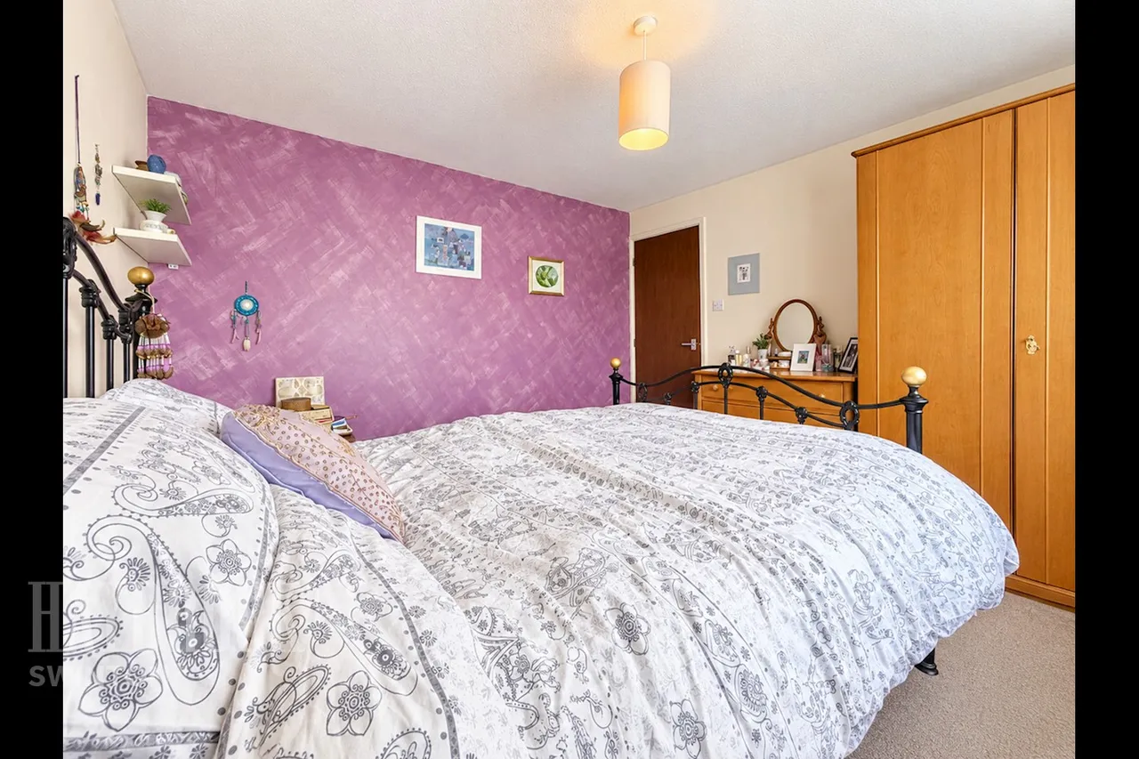 Hickleton Court, Rotherham, photo 13