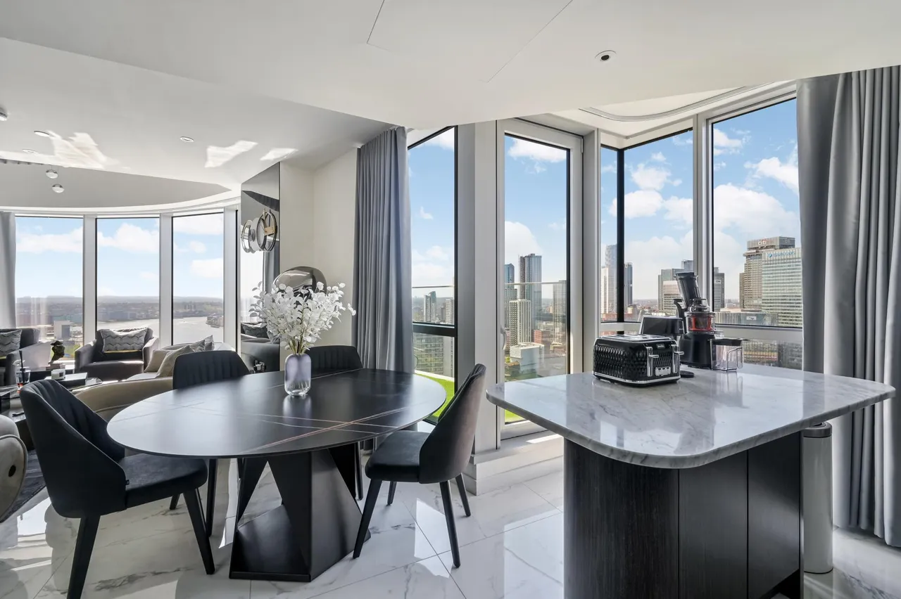 Charrington Tower, New Providence Wharf, E14, photo 11