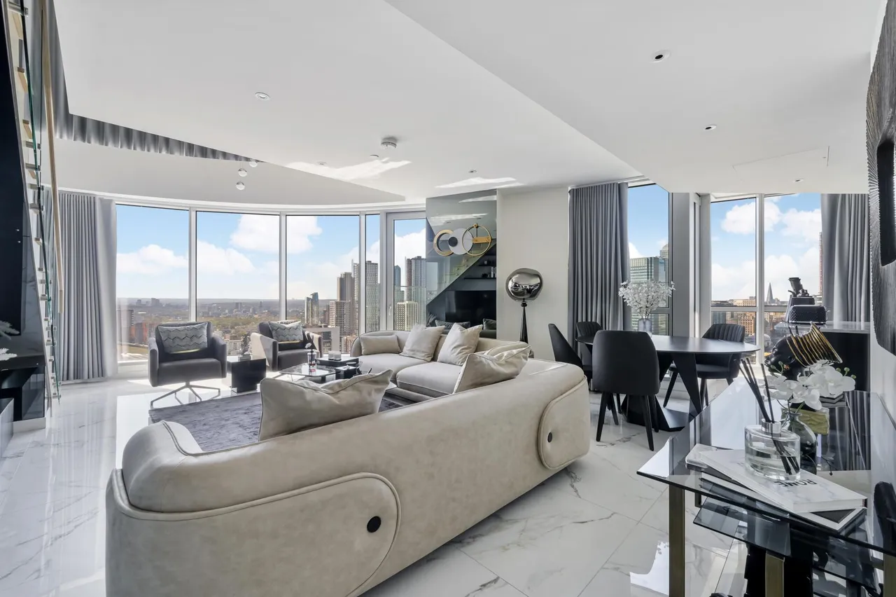 Charrington Tower, New Providence Wharf, E14, photo 5
