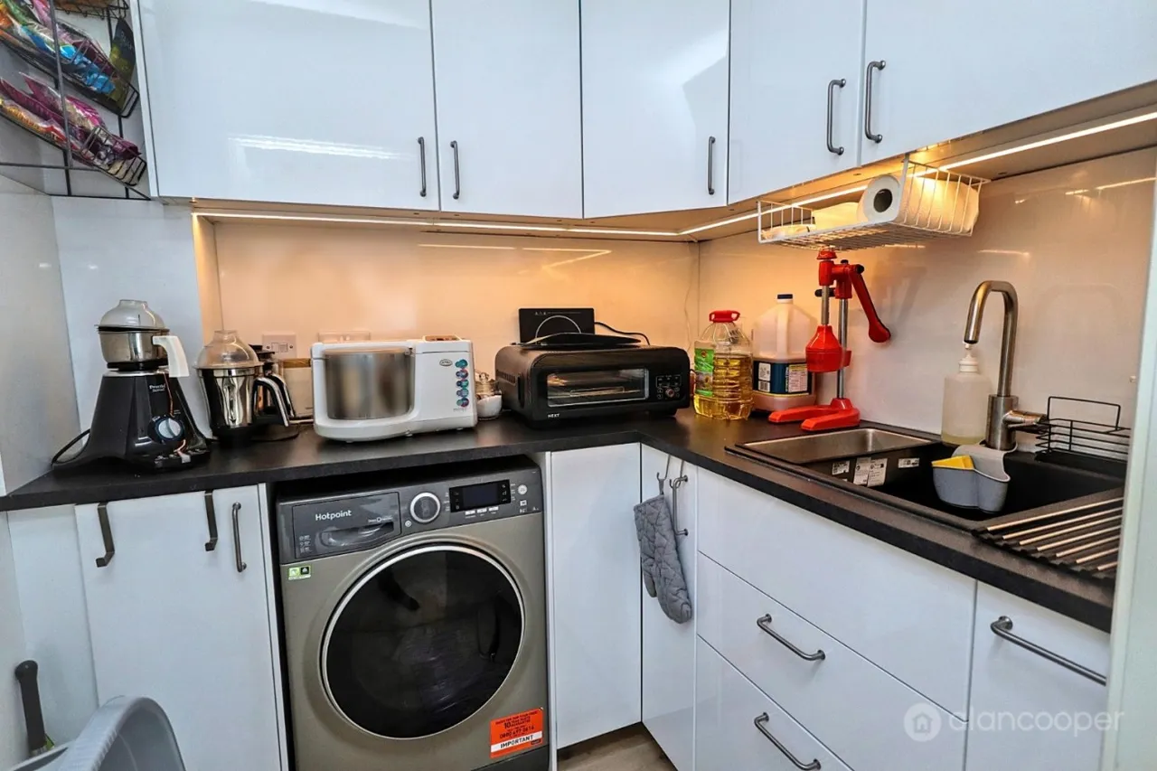 Windrower Close, Nuneaton, CV11, photo 12