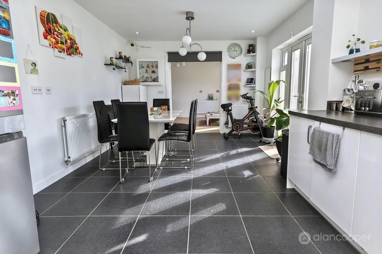 Windrower Close, Nuneaton, CV11, photo 10