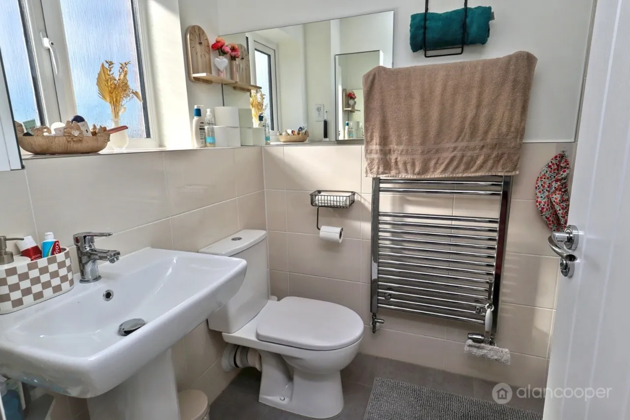 Windrower Close, Nuneaton, CV11, photo 17