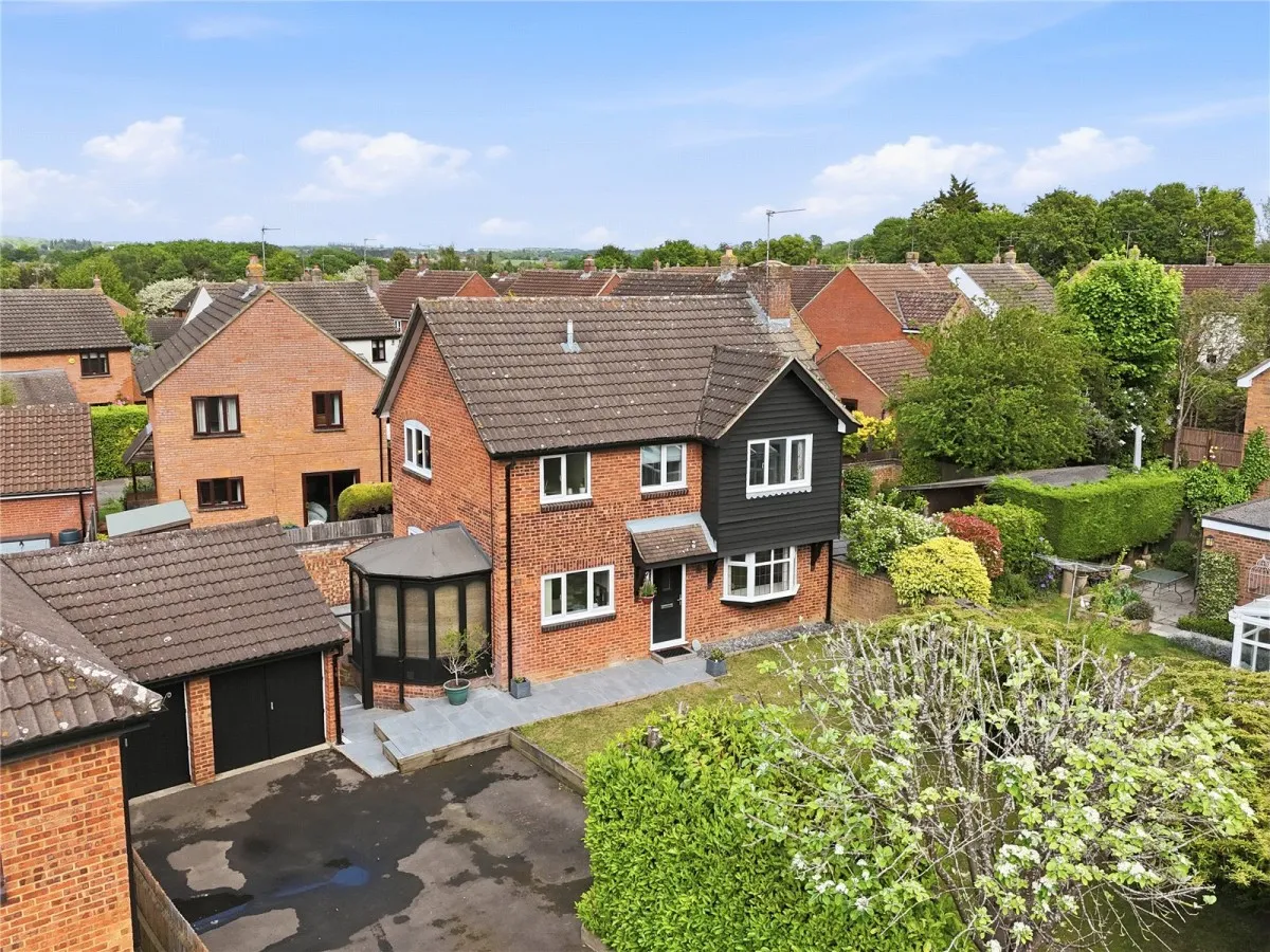 4 bed house for sale, with 4 bedrooms in Bishop's Stortford, CM23