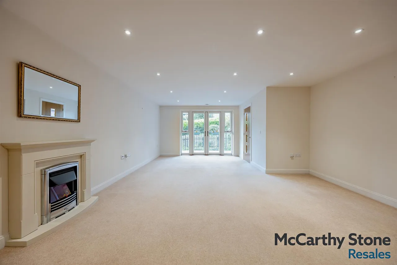 Granham Close, Marlborough, SN8, photo 15