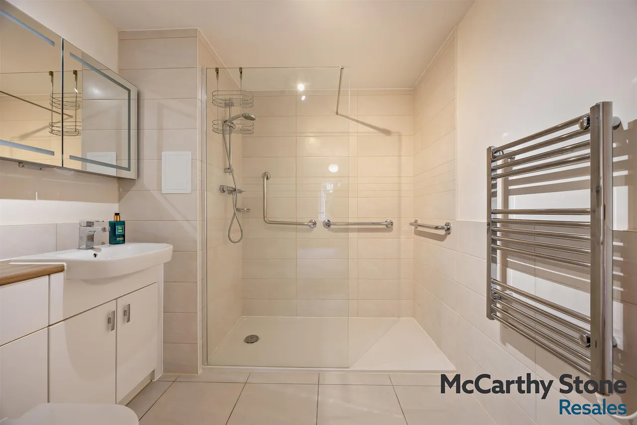 Granham Close, Marlborough, SN8, photo 8