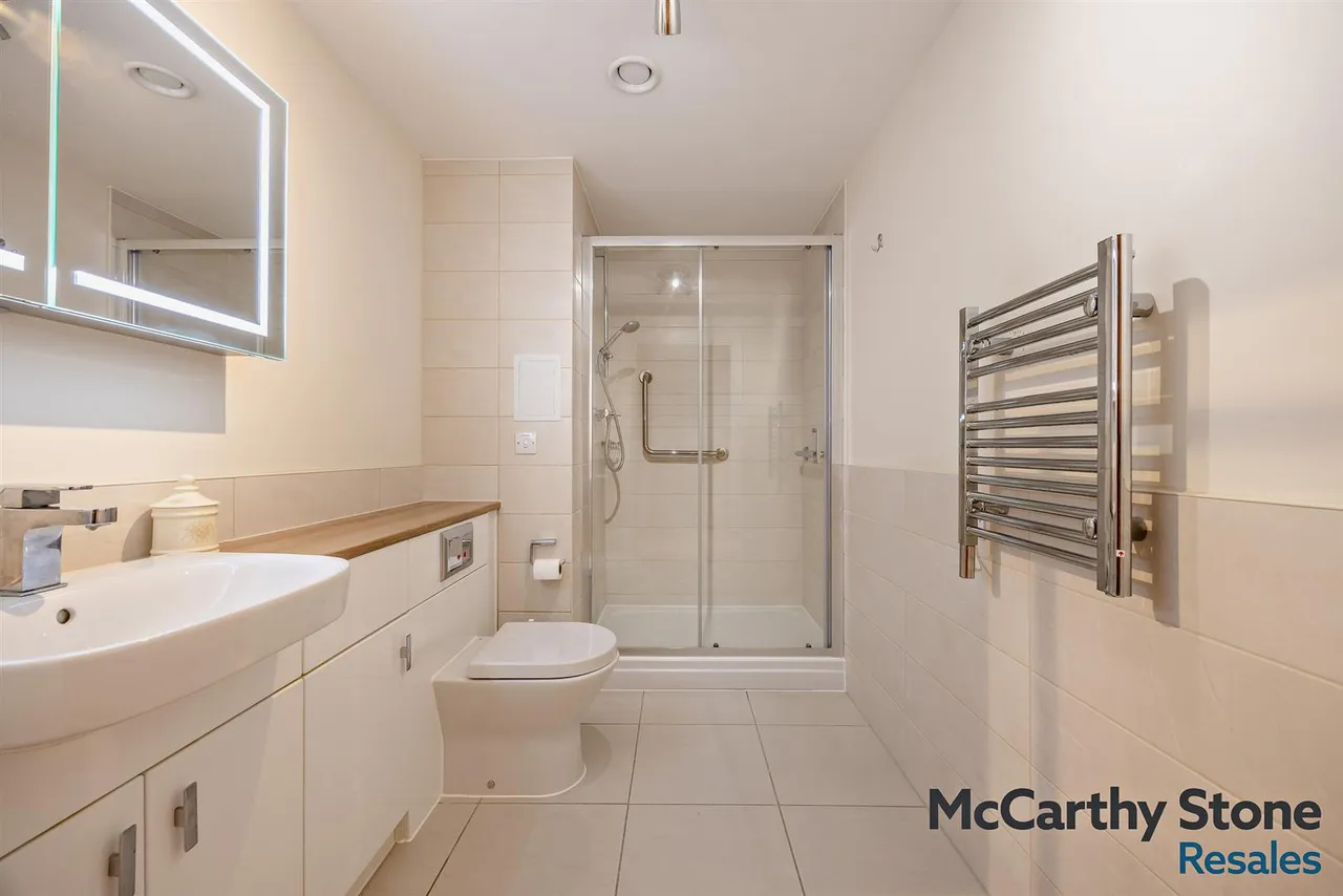 Granham Close, Marlborough, SN8, photo 9