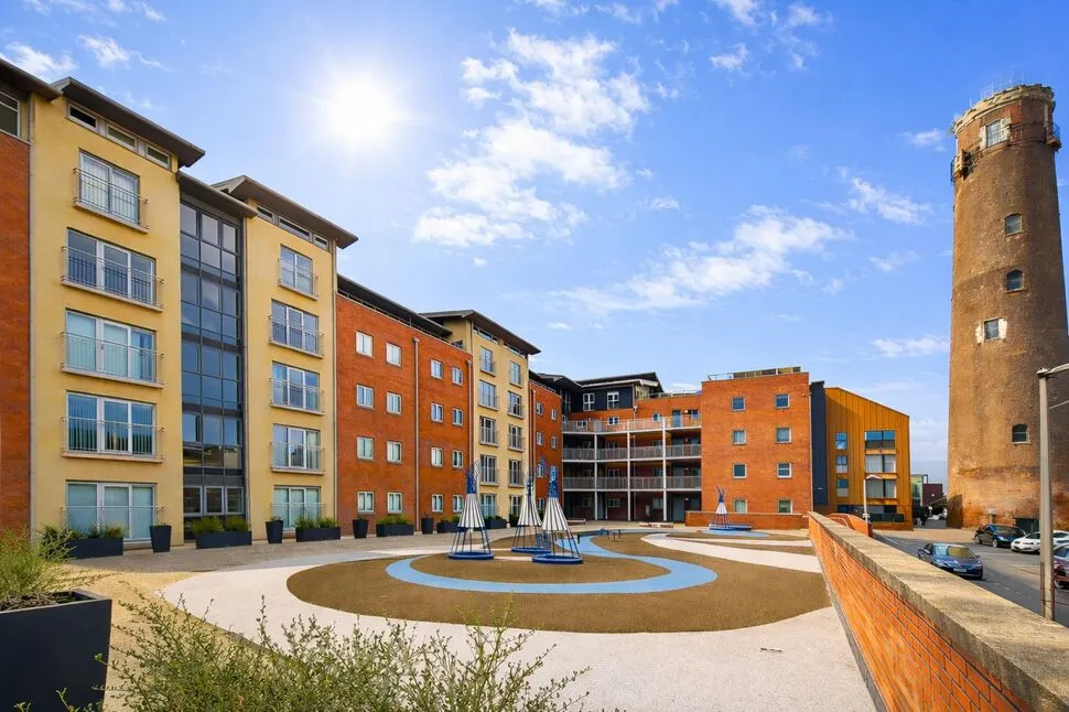 3 bed flat for sale — Queens Road, Chester, CH1