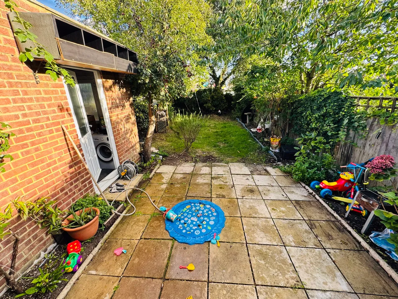 Hawtrey Avenue, Northolt, UB5, photo 9