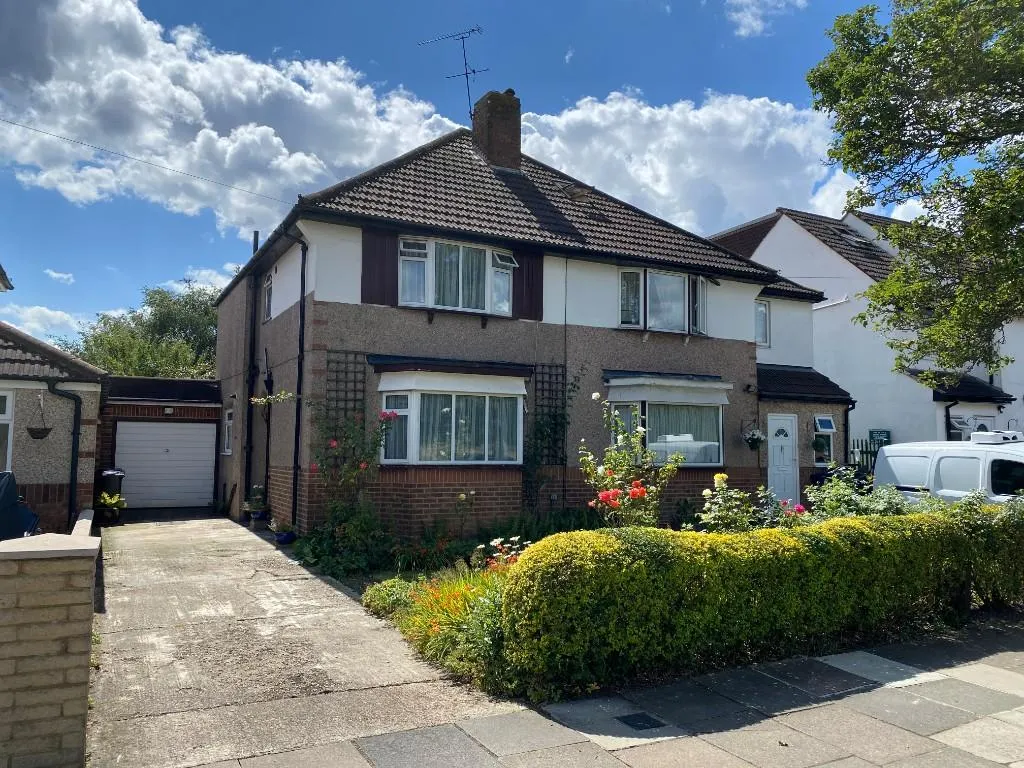 3 bed house for sale, Hawtrey Avenue, Northolt, UB5