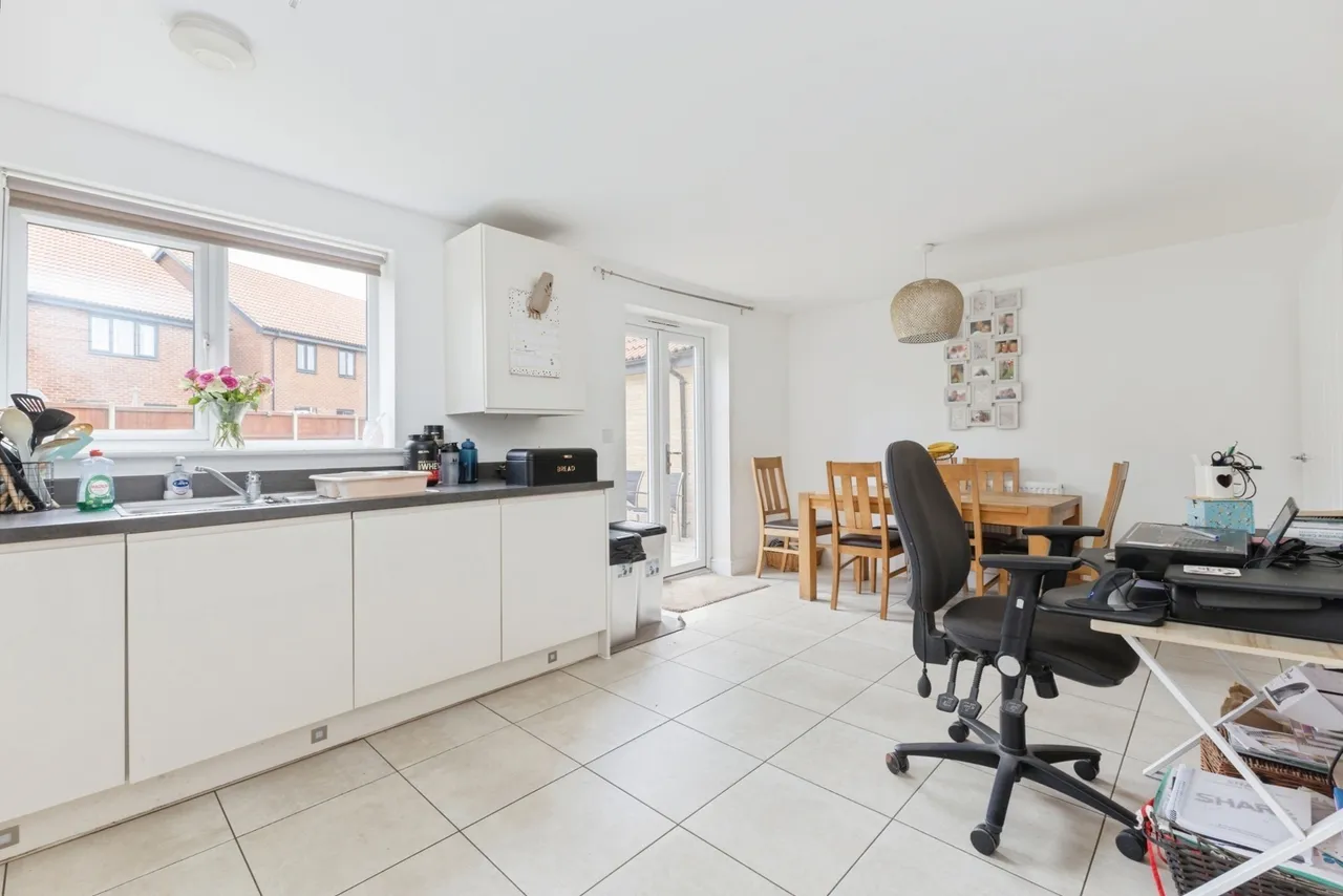 Robin Grove, Wymondham, Norfolk, NR18, photo 8