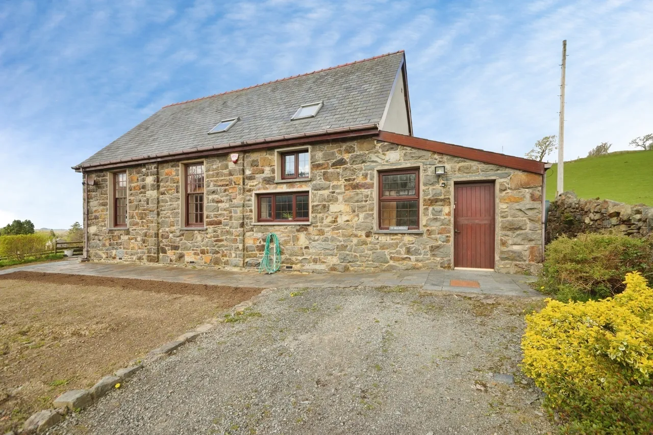 Cwm Cynfal, Blaenau Ffestiniog, LL41, photo 10