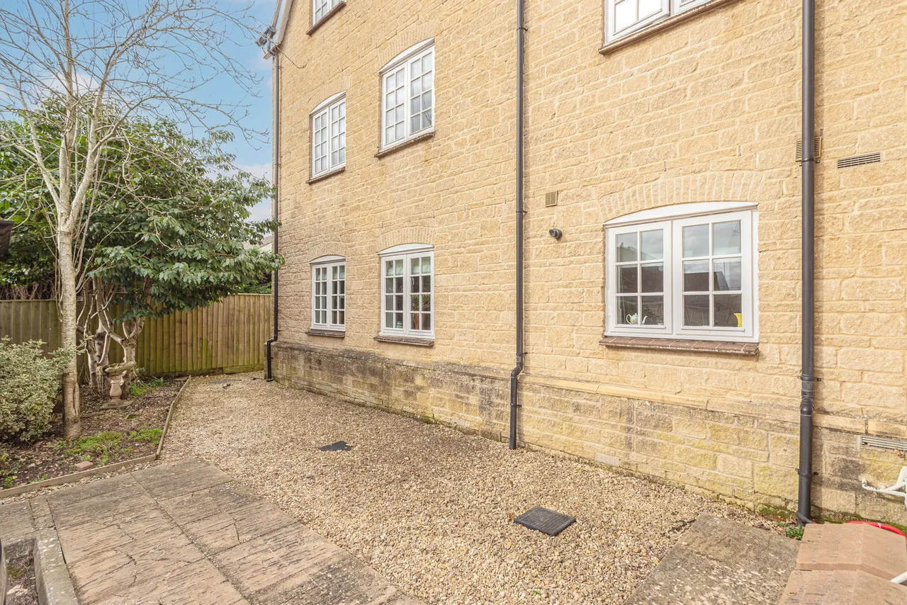Neilson House, Tetbury, photo 10