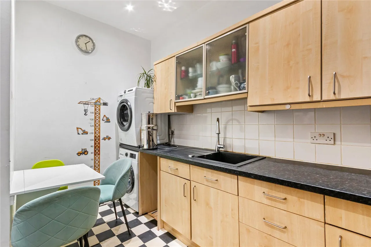 Knights Hill, West Norwood, London, SE27, photo 3