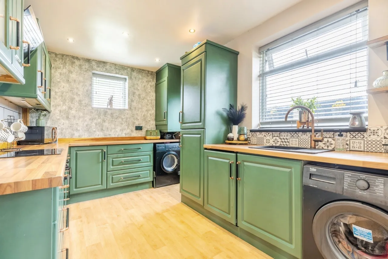 Isel Walk, Middleton, M24, photo 5