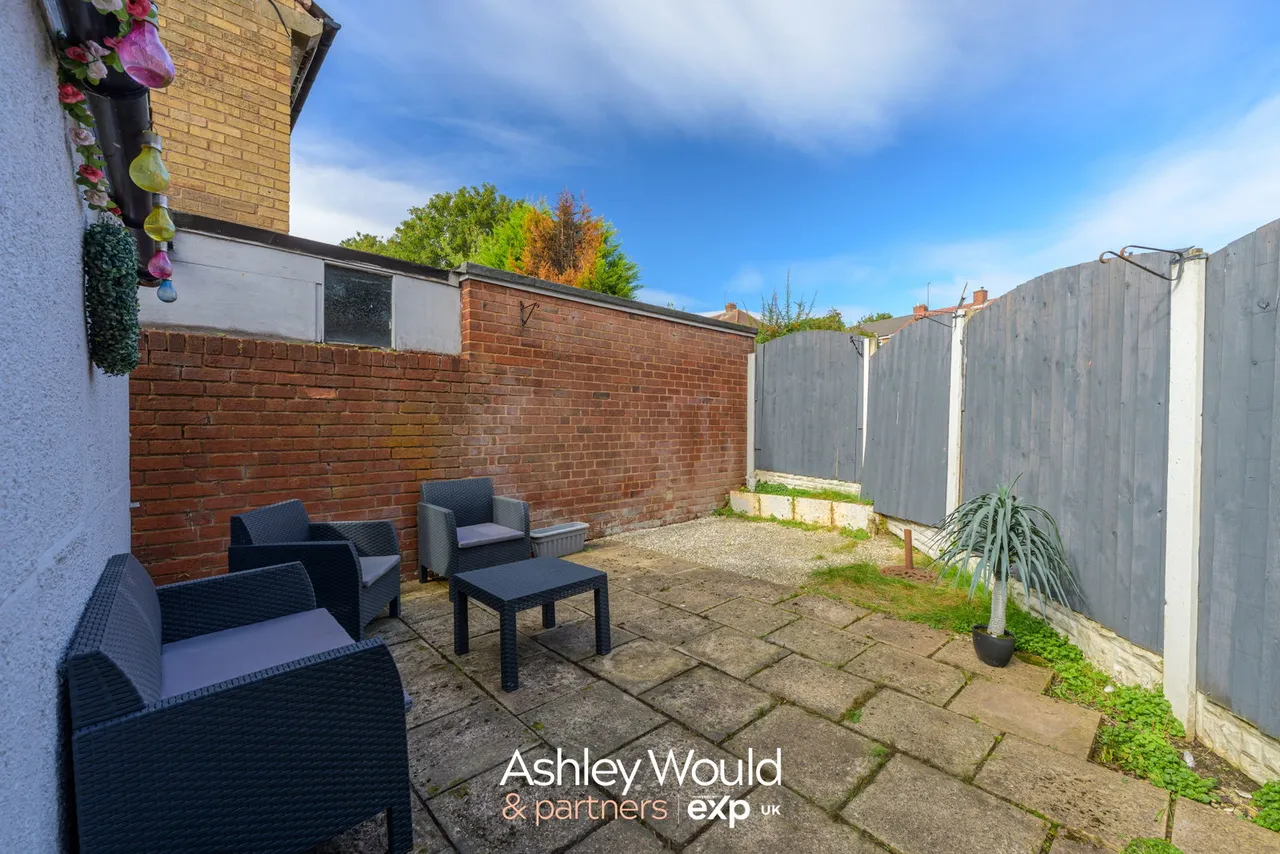 Bredon Road, Oldbury, B69, photo 13