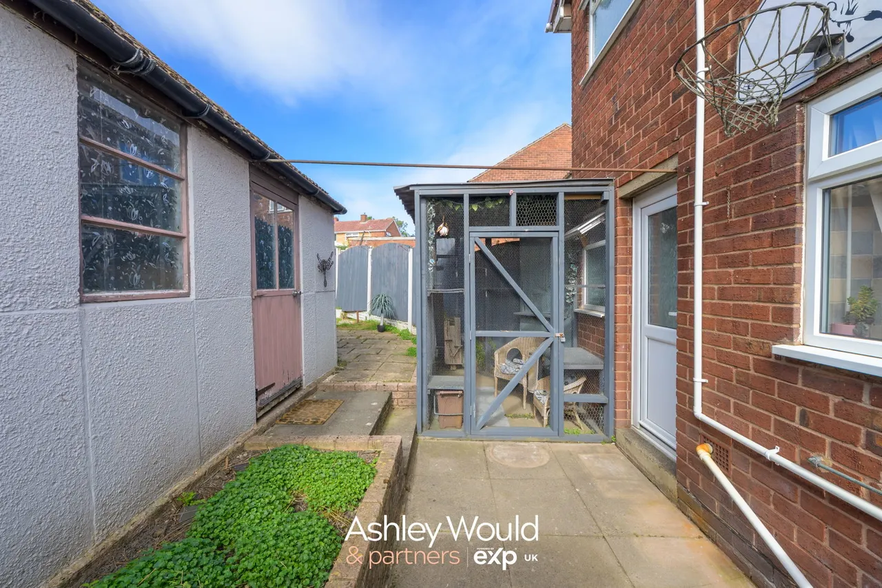 Bredon Road, Oldbury, B69, photo 12