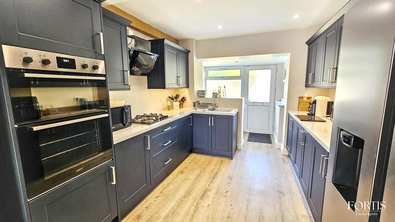 Sycamore Place, Cardiff, CF5, photo 5