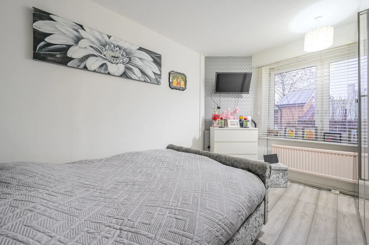 11 Byas House, Benworth Street, London, photo 5