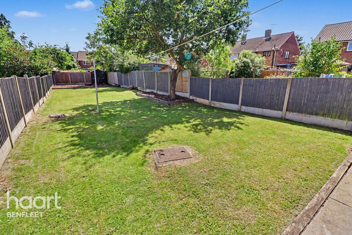Queensmere, Benfleet, SS7, photo 11