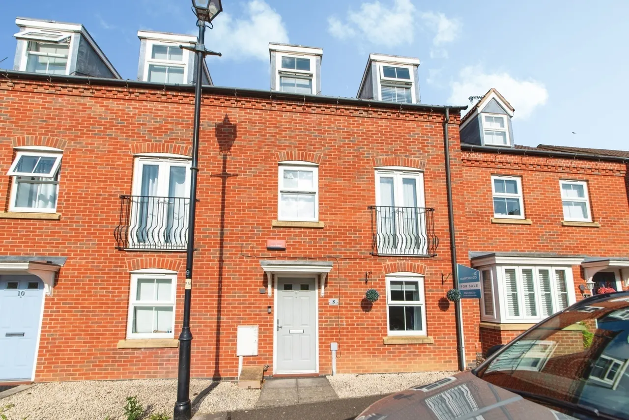 4 bed house for sale, Greenfinch Crescent, Witham St. Hughs, LN6