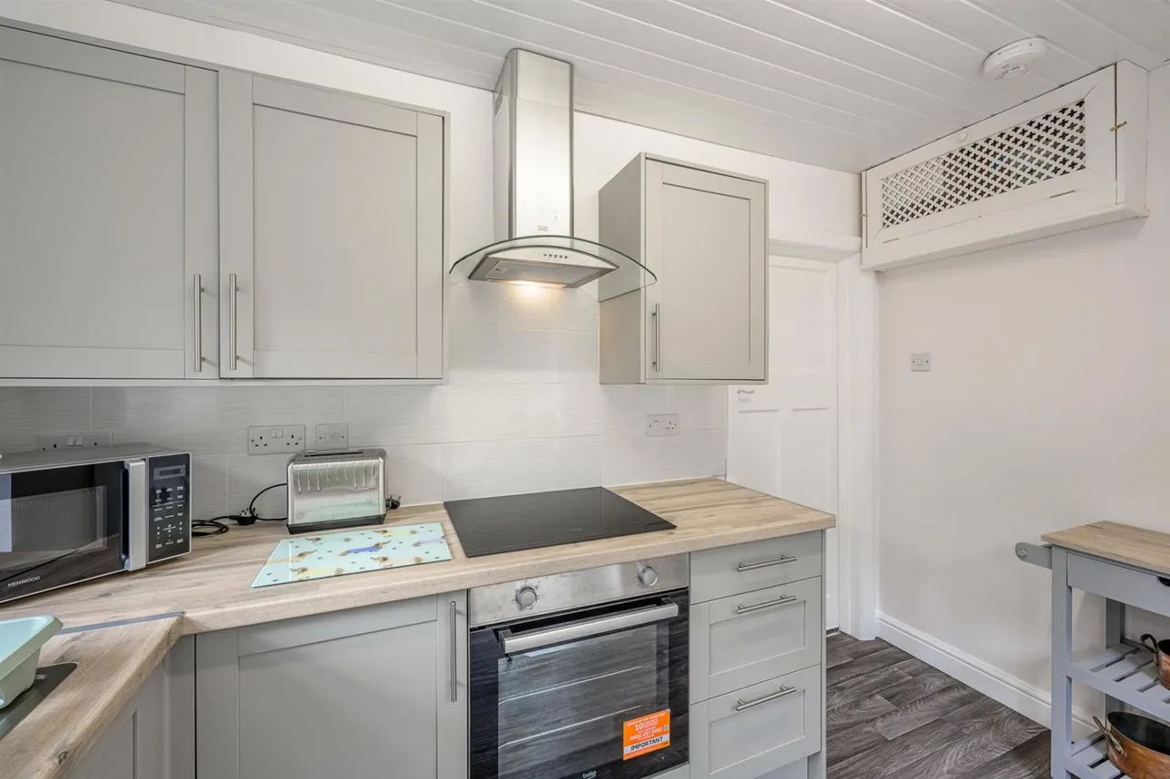 Woodfield Avenue, Stourbridge, DY9, photo 13