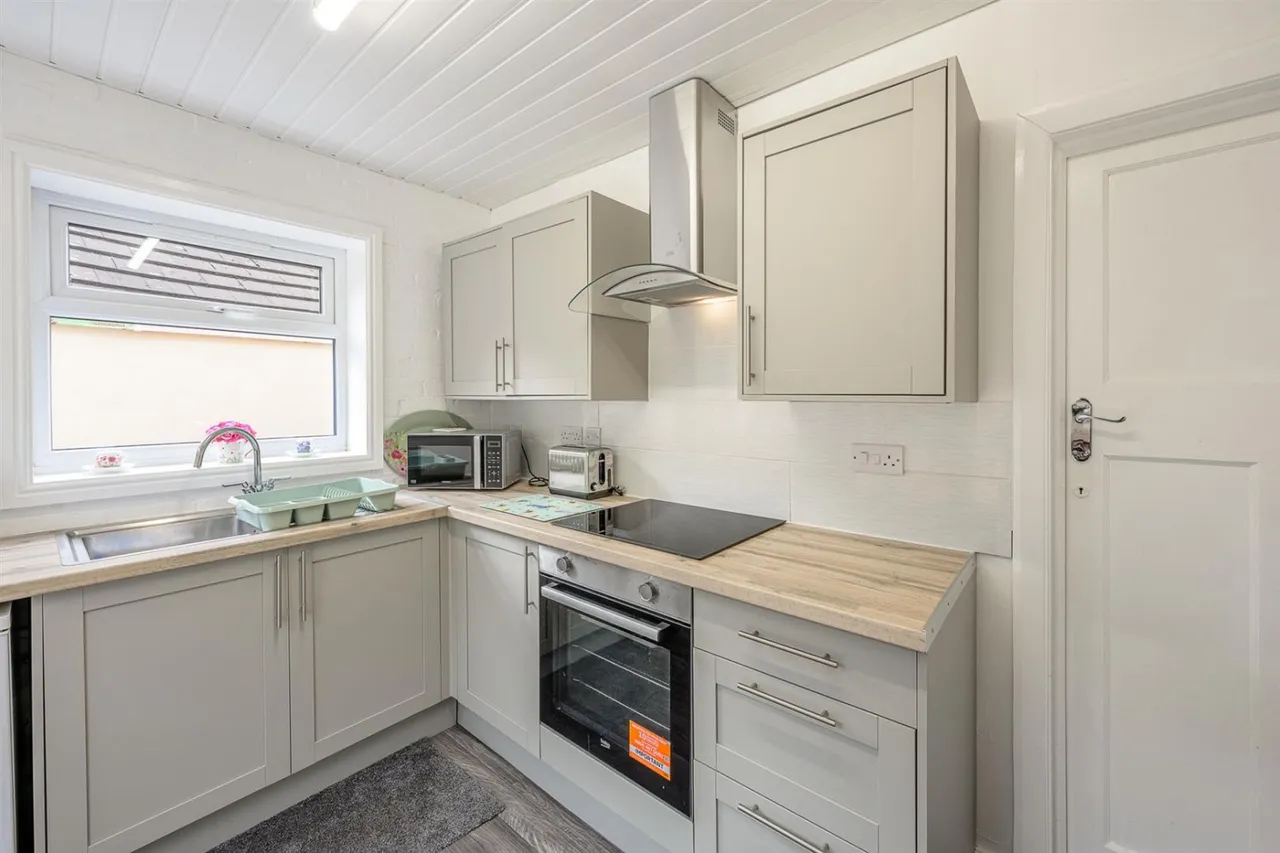 Woodfield Avenue, Stourbridge, DY9, photo 4