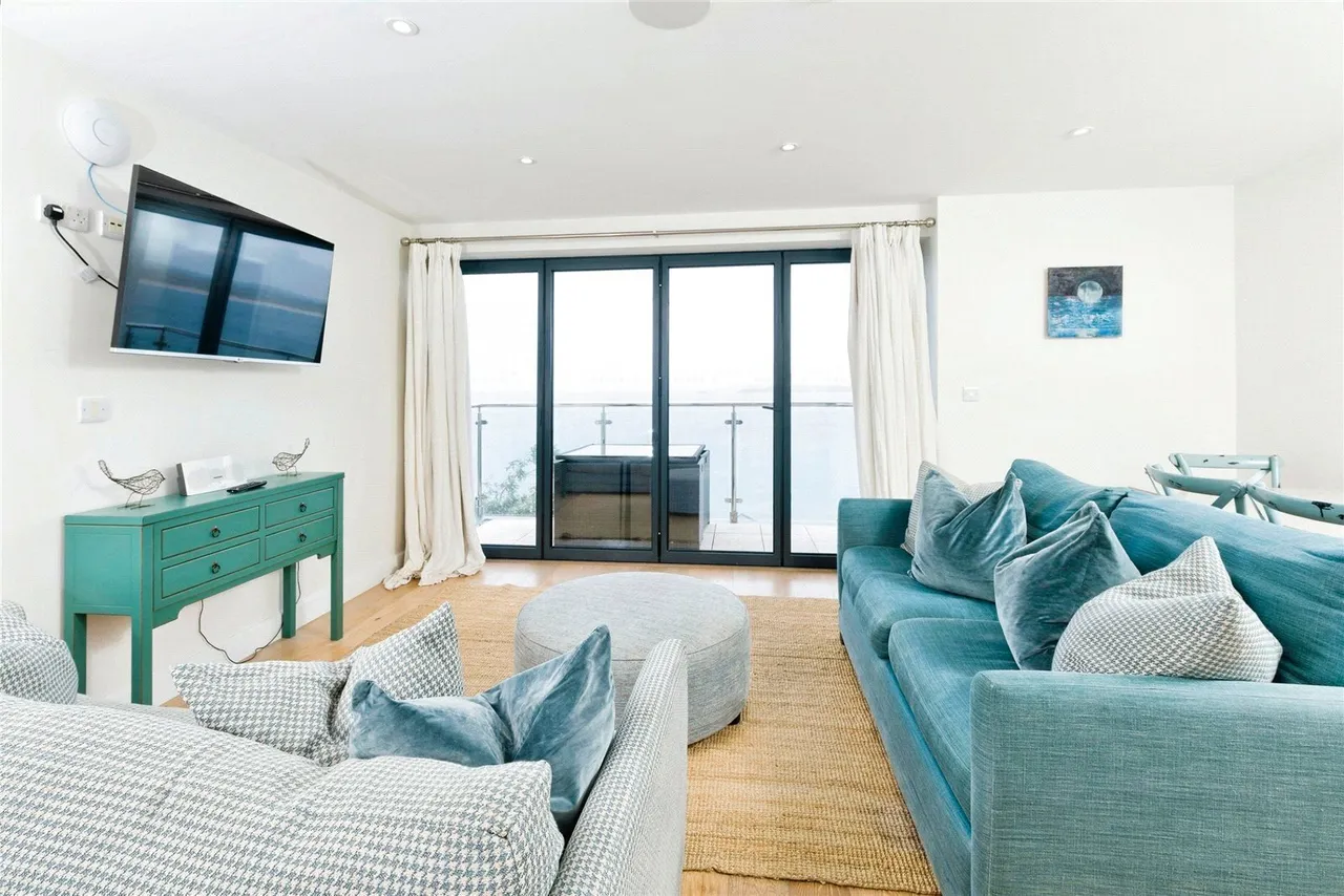 Trelyon Avenue, St. Ives, TR26, photo 12