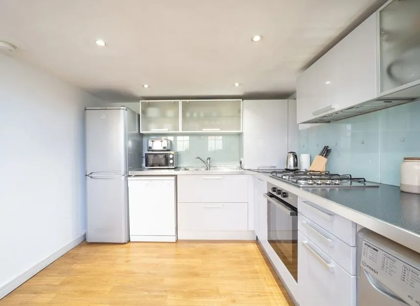 Gatton Road, Tooting, SW17, photo 3