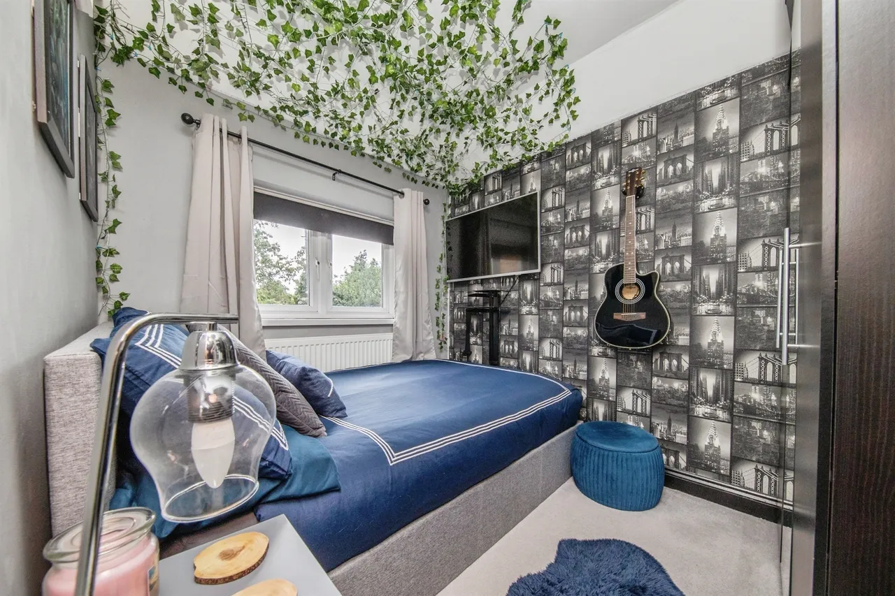 Ladbrook Drive, Colchester, photo 12