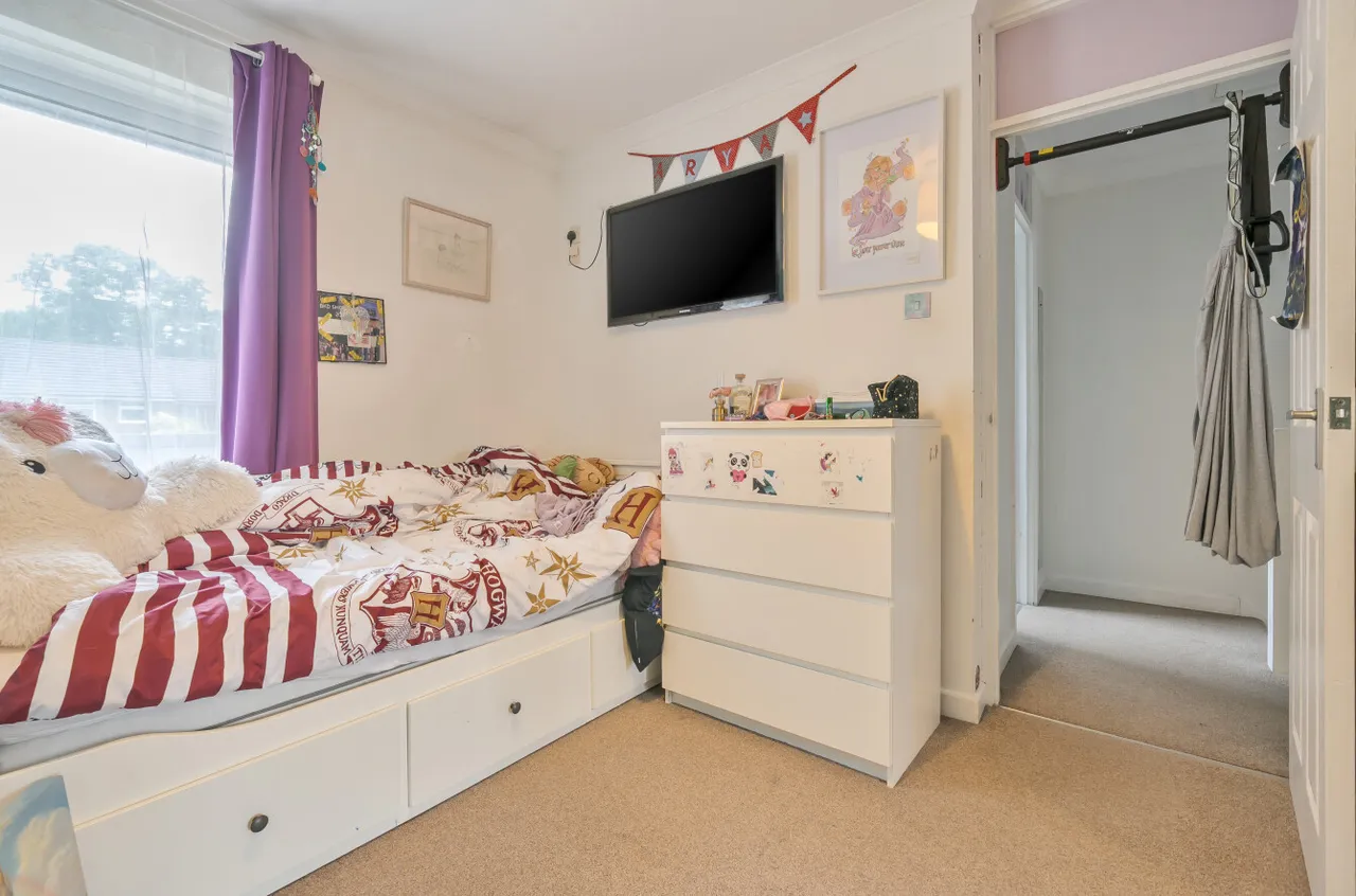 Dawsmere Close, Camberley, Surrey, GU15 1SH, photo 9