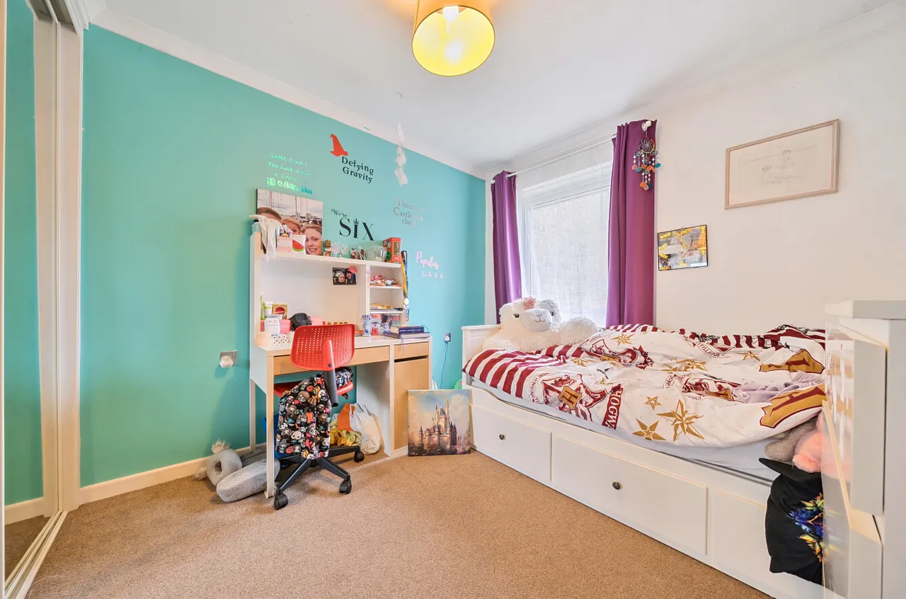 Dawsmere Close, Camberley, Surrey, GU15 1SH, photo 8
