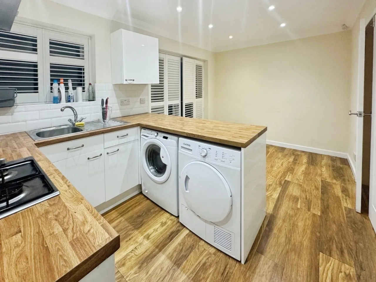 Ruthin Avenue, Middleton, Greater Manchester, photo 5