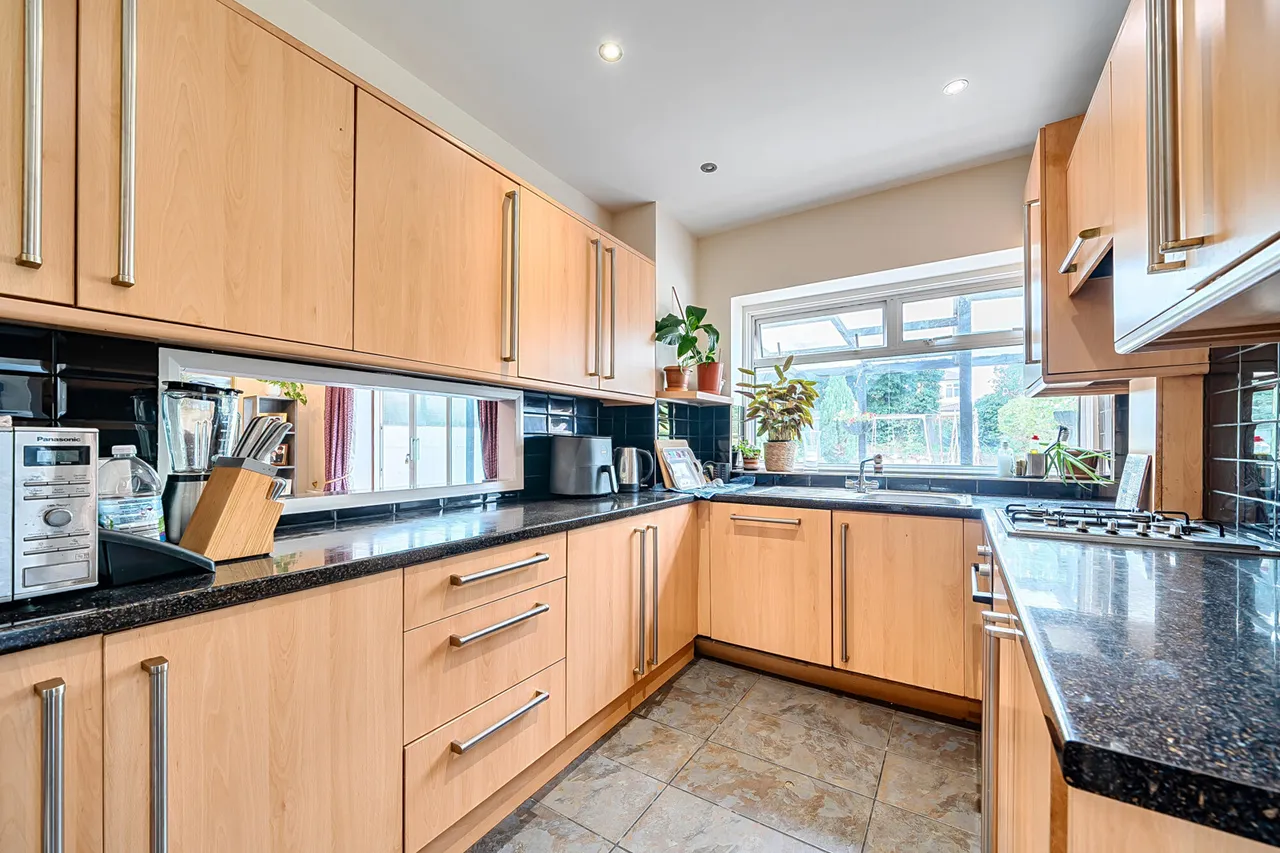 Farm Avenue, Harrow, HA2, photo 15