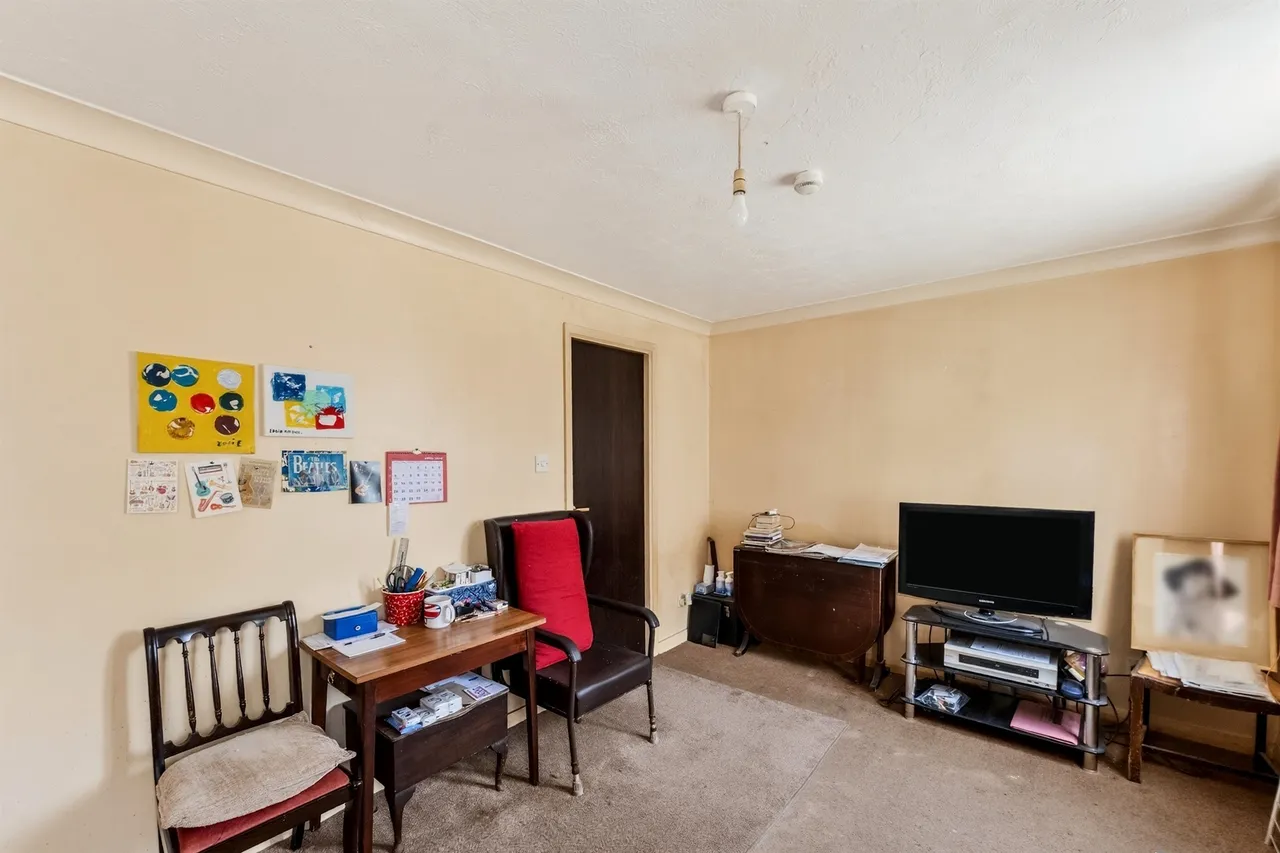 Connaught Gardens, Morden, SM4, photo 8