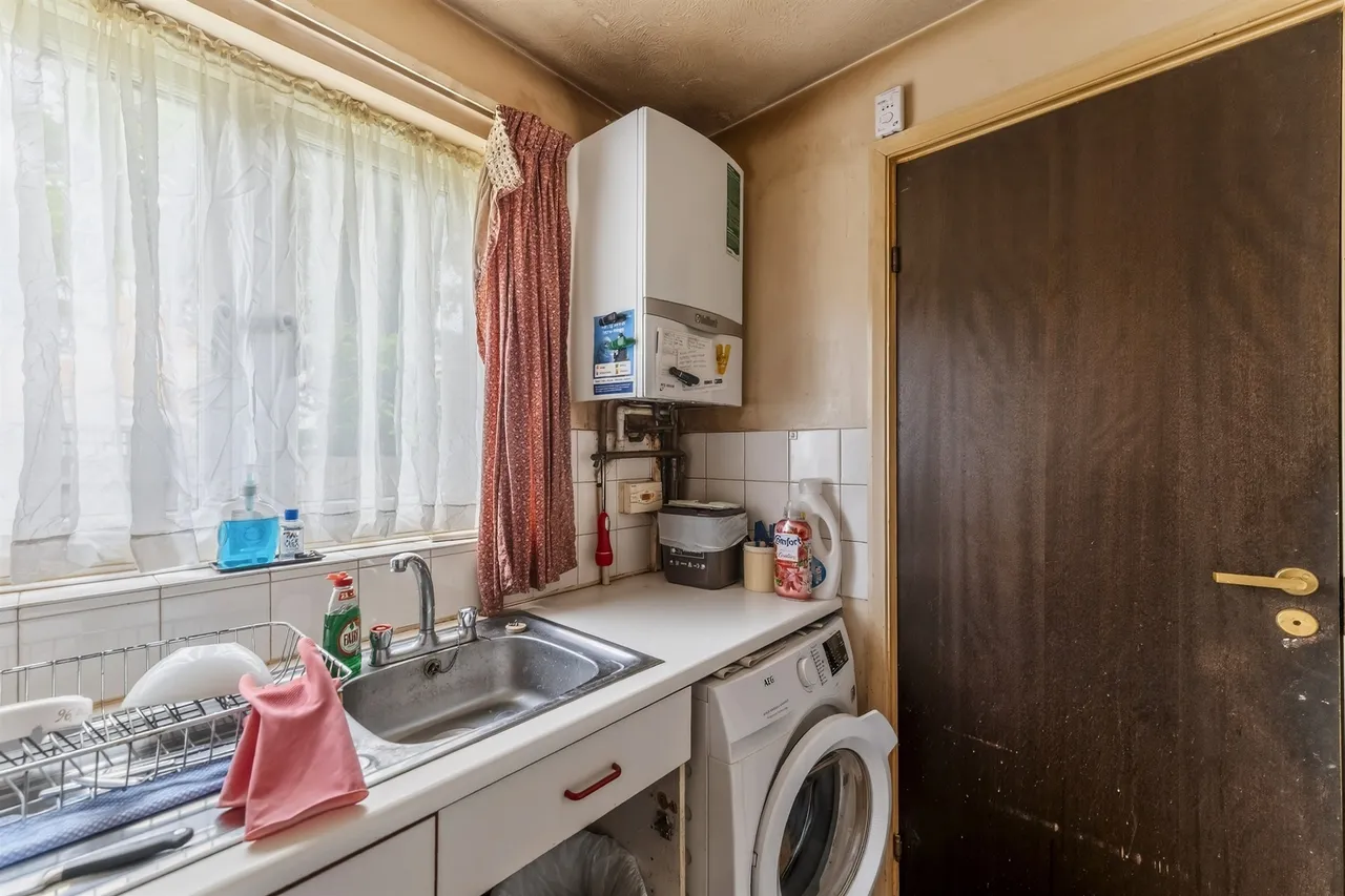 Connaught Gardens, Morden, SM4, photo 3