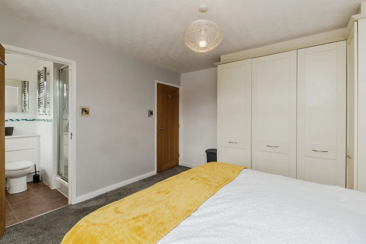 Farriers Way, Winsford, photo 12